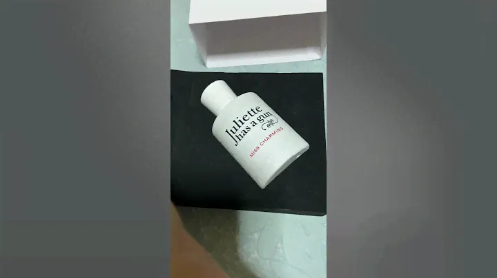 JHAG Miss Charming. Great Packaging. #juliettehasagun